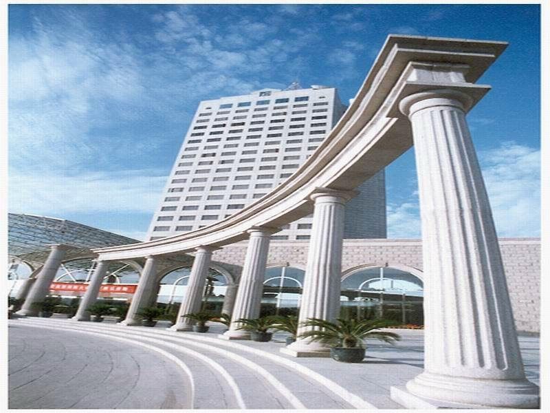 Grand Regency Hotel Qingdao Exterior foto