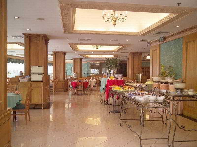 Grand Regency Hotel Qingdao Exterior foto